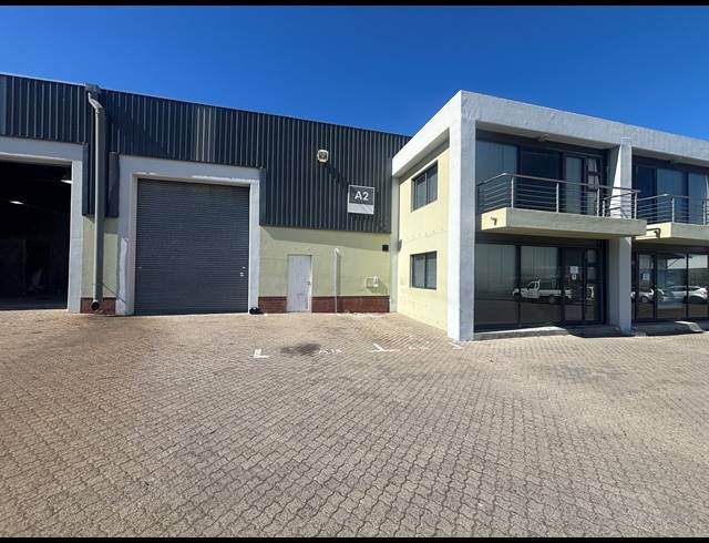 276M² WAREHOUSE TO LET IN SOMERSET WEST MALL TRIANGLE